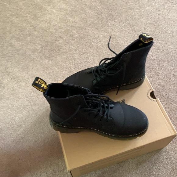 Boots - Picture 2 of 3